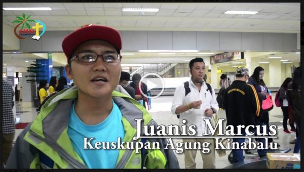 Anggota kontingen asing dari Keuskupan Agung Kota Kinabalu, Negeri Sabah, Malaysia Timur, ikut datang mengikuti Indonesian Youth Day ke-2 di Keuskupan Manado 1-6 Oktober 2016. (Pusdok Panitia IYD Manado 2016)