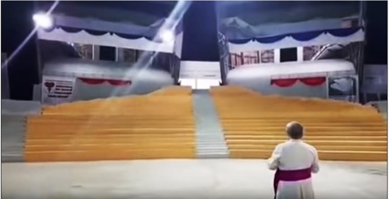Video IYD 2016 Manado: Proses Pembangunan Lokasi Utama di Lotta